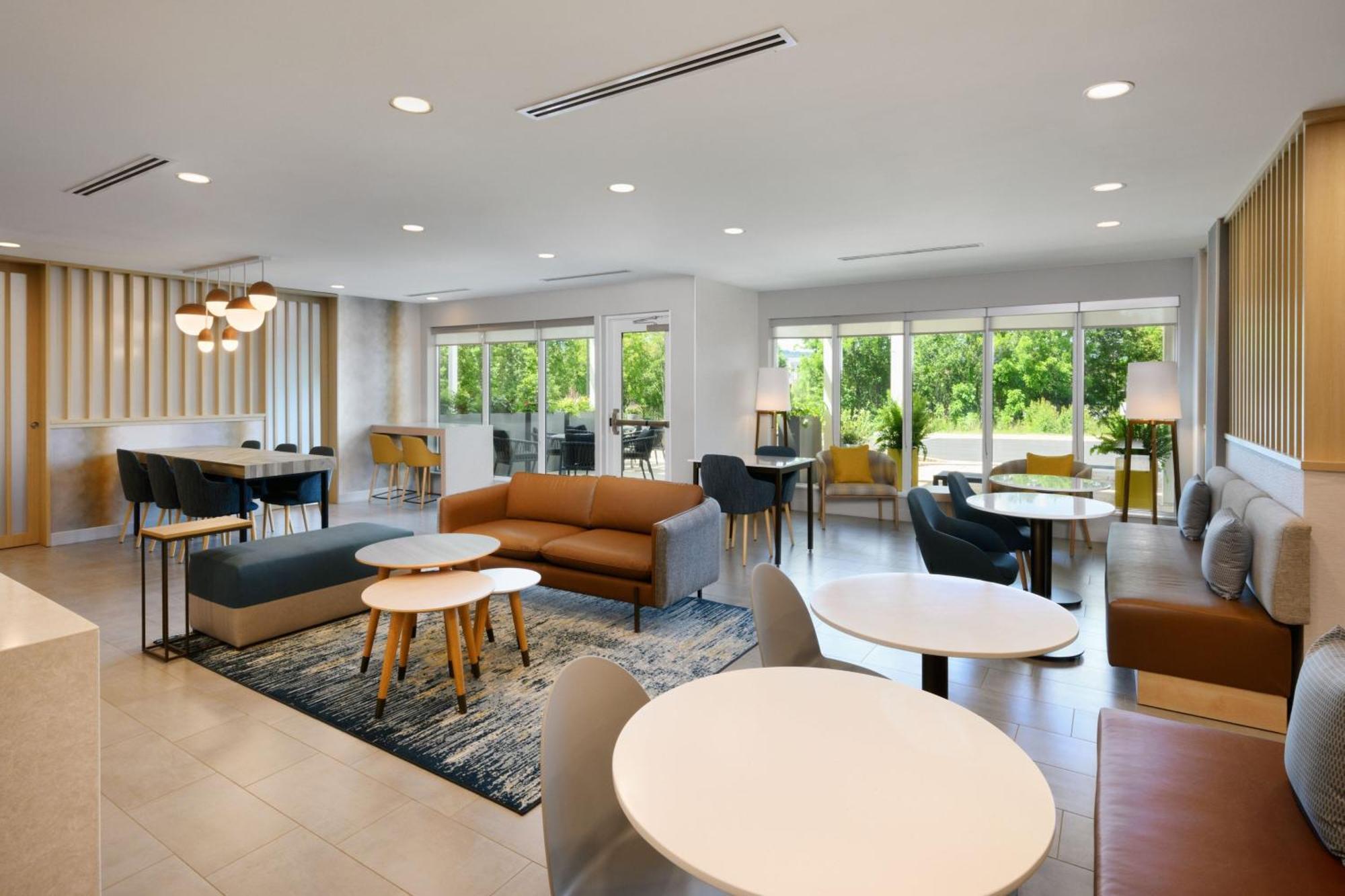 Towneplace Suites By Marriott Oxford Al Exterior photo
